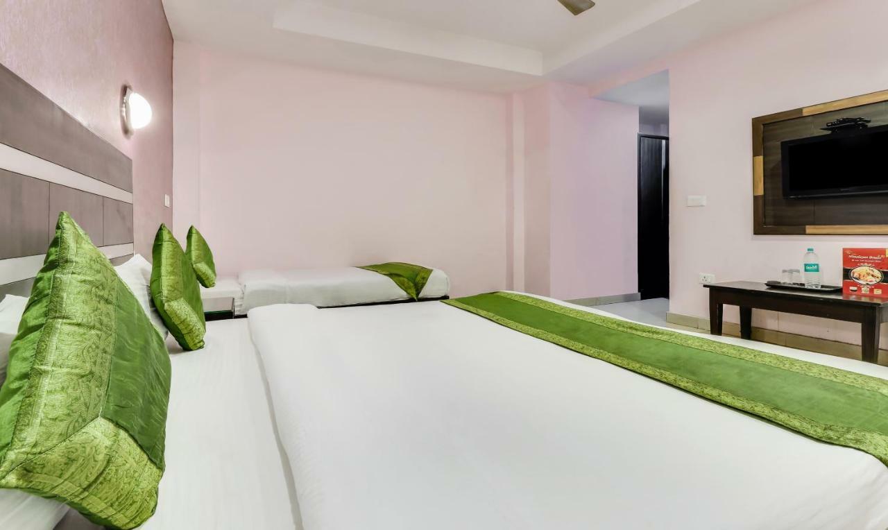 Treebo Trip Himalayan Breeze Hotell Mussoorie Exteriör bild